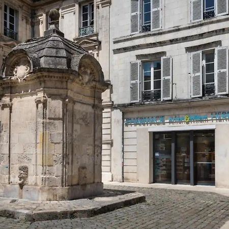 Les Apparts De Charly Duplex Cosy Au Marche Hyper Centre La Rochelle Tout A Pied Exterior photo