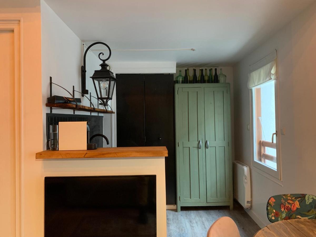 Les Apparts De Charly Duplex Cosy Au Marche Hyper Centre La Rochelle Tout A Pied Exterior photo